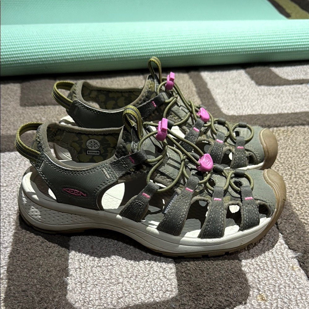 Keen Green and Pink hiking sandals, size 8